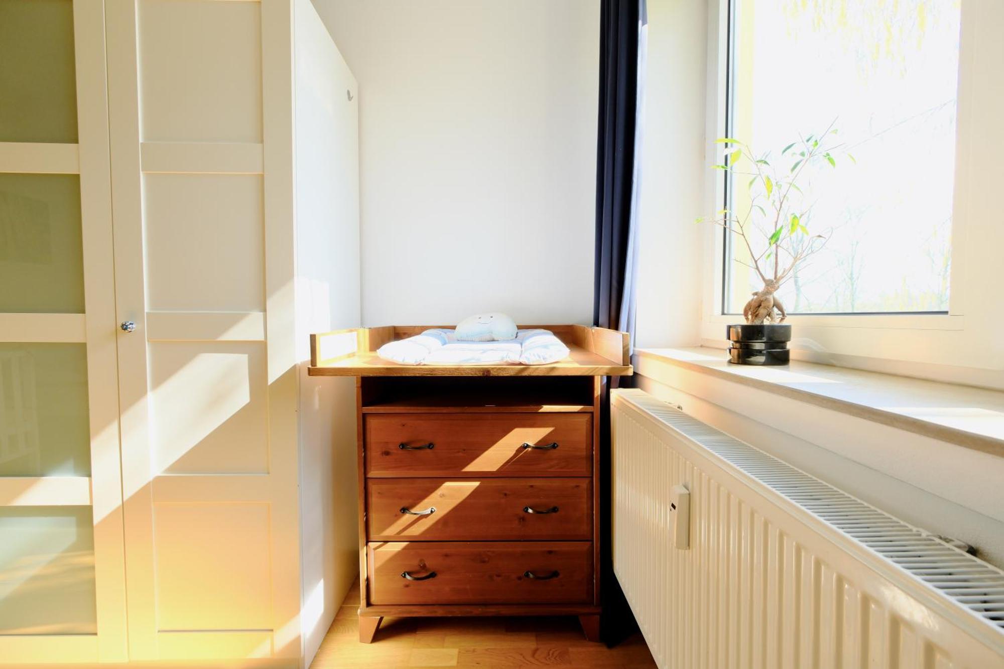 Happybnb - Stilvolles, Naturgelegenes Apartment Mit Blick Auf Den Mittellandkanal Und Die Wasserstadt Hannover - Kamin, Parken Und Spielplatz Buitenkant foto